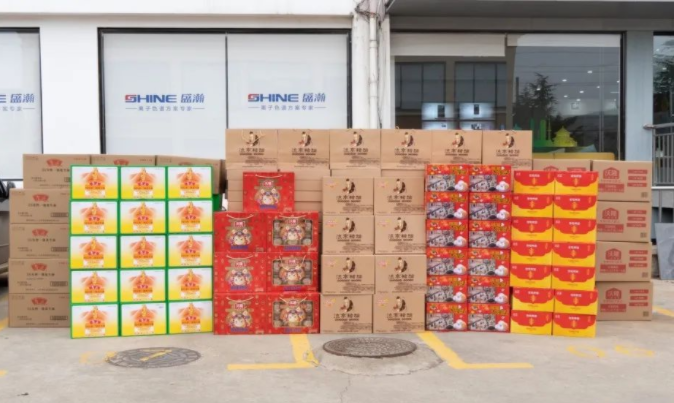 小年至 年味濃！關(guān)懷備至，濃濃溫情暖人心